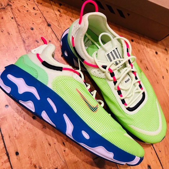 Nike React (new with tags and original box. Never worn) - Picture 1 of 6